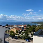 Crystal Sea View 4-6 Pax Daire *